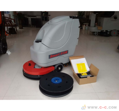 高效清潔新選擇 貝納特洗地機在大型超市的應(yīng)用